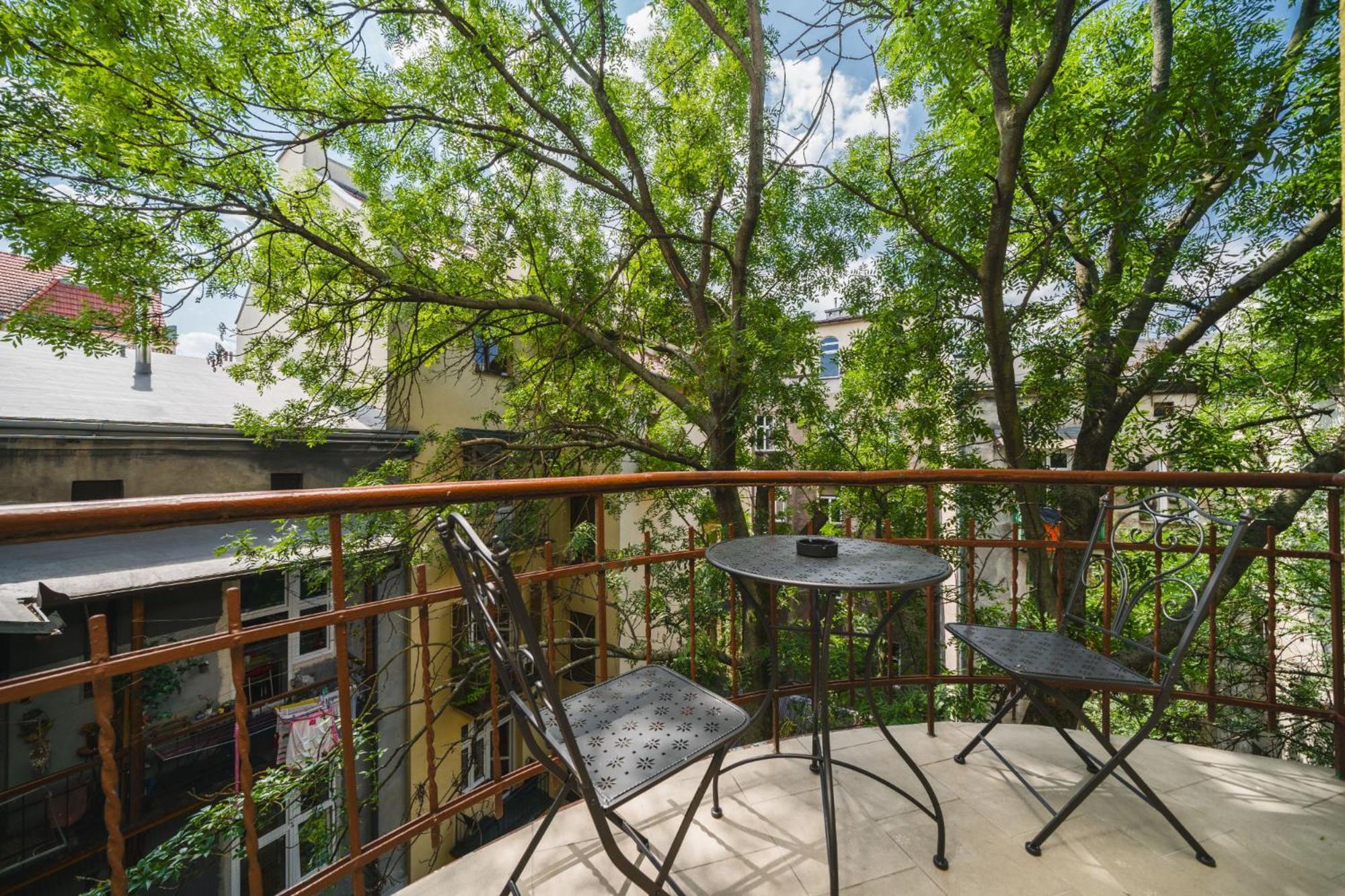 Modern Urban Escape - Old Town Apartment - By Upstairs Krakow Luaran gambar