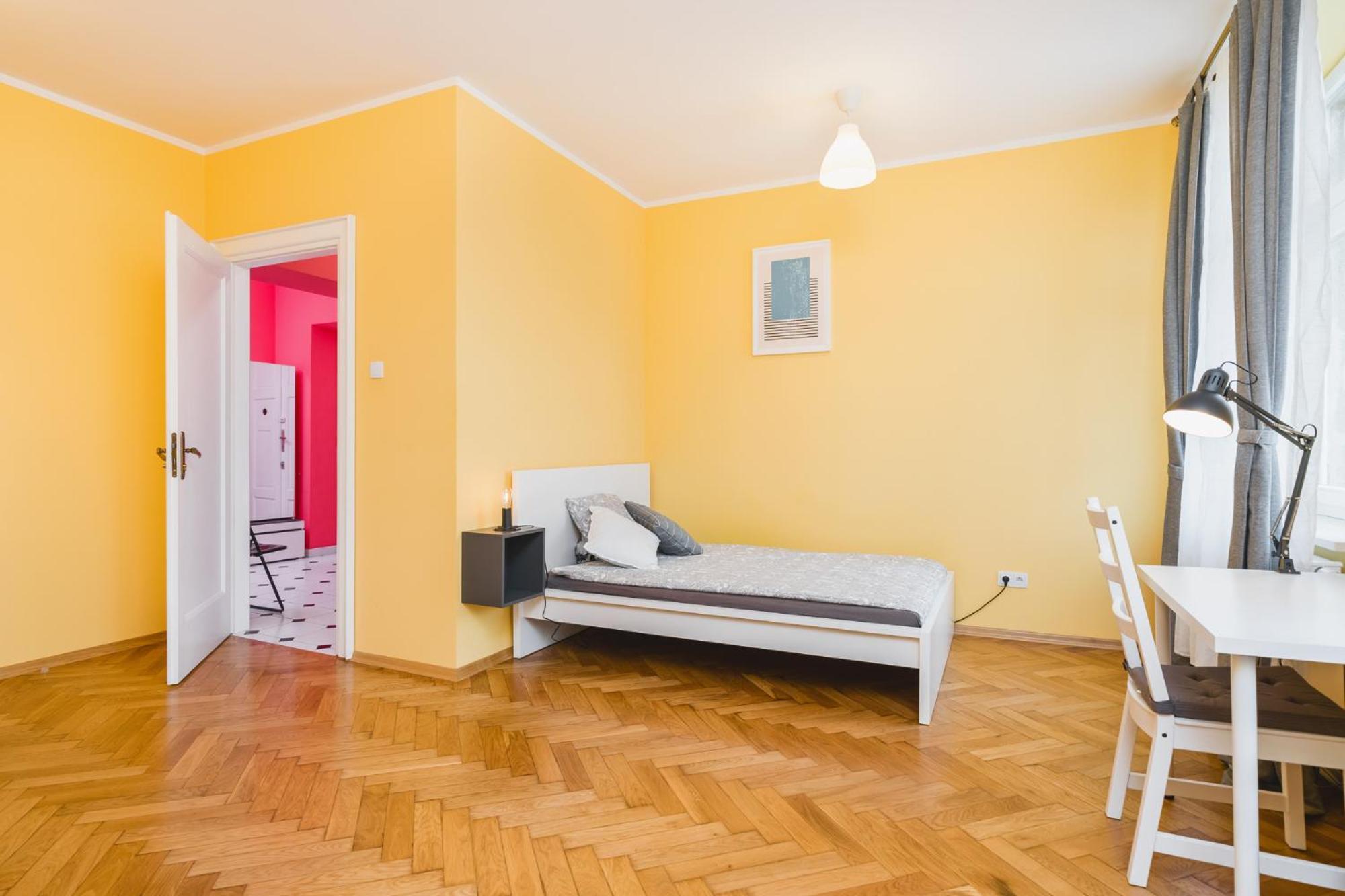 Modern Urban Escape - Old Town Apartment - By Upstairs Krakow Luaran gambar