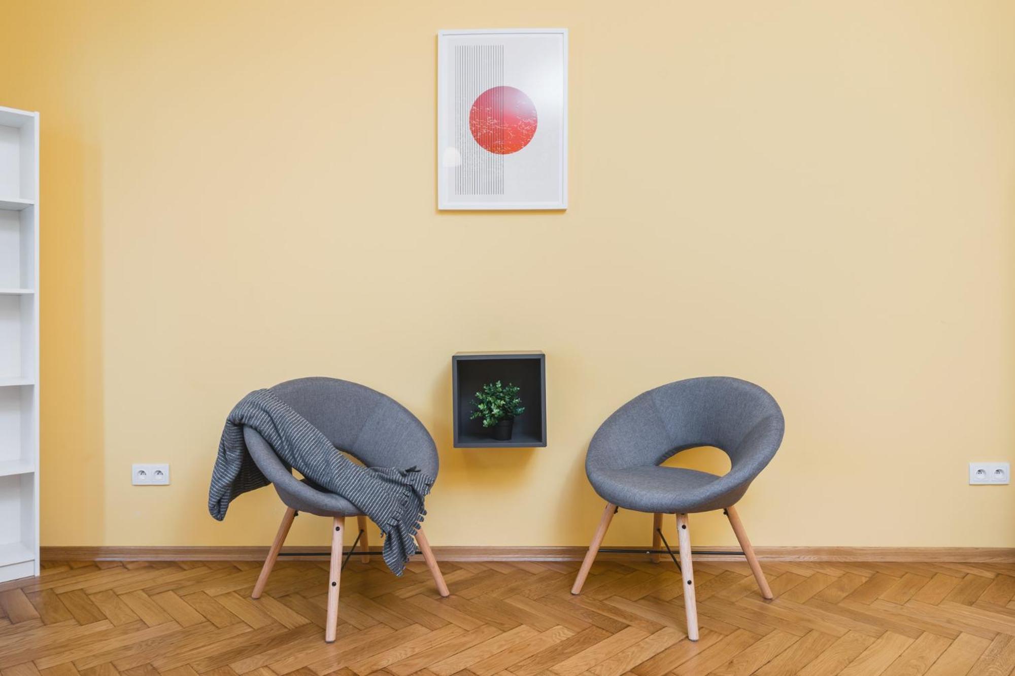 Modern Urban Escape - Old Town Apartment - By Upstairs Krakow Luaran gambar
